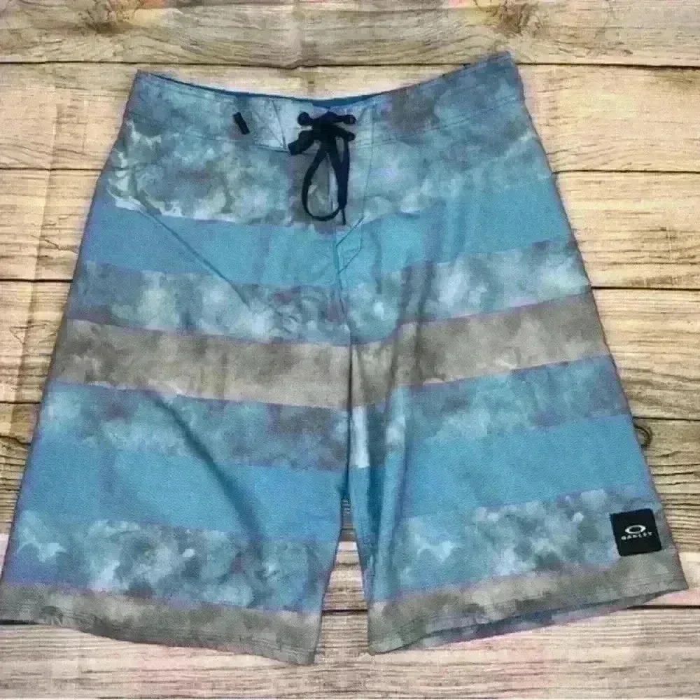 Oakley Voyage Mens Swim Trunks size 30